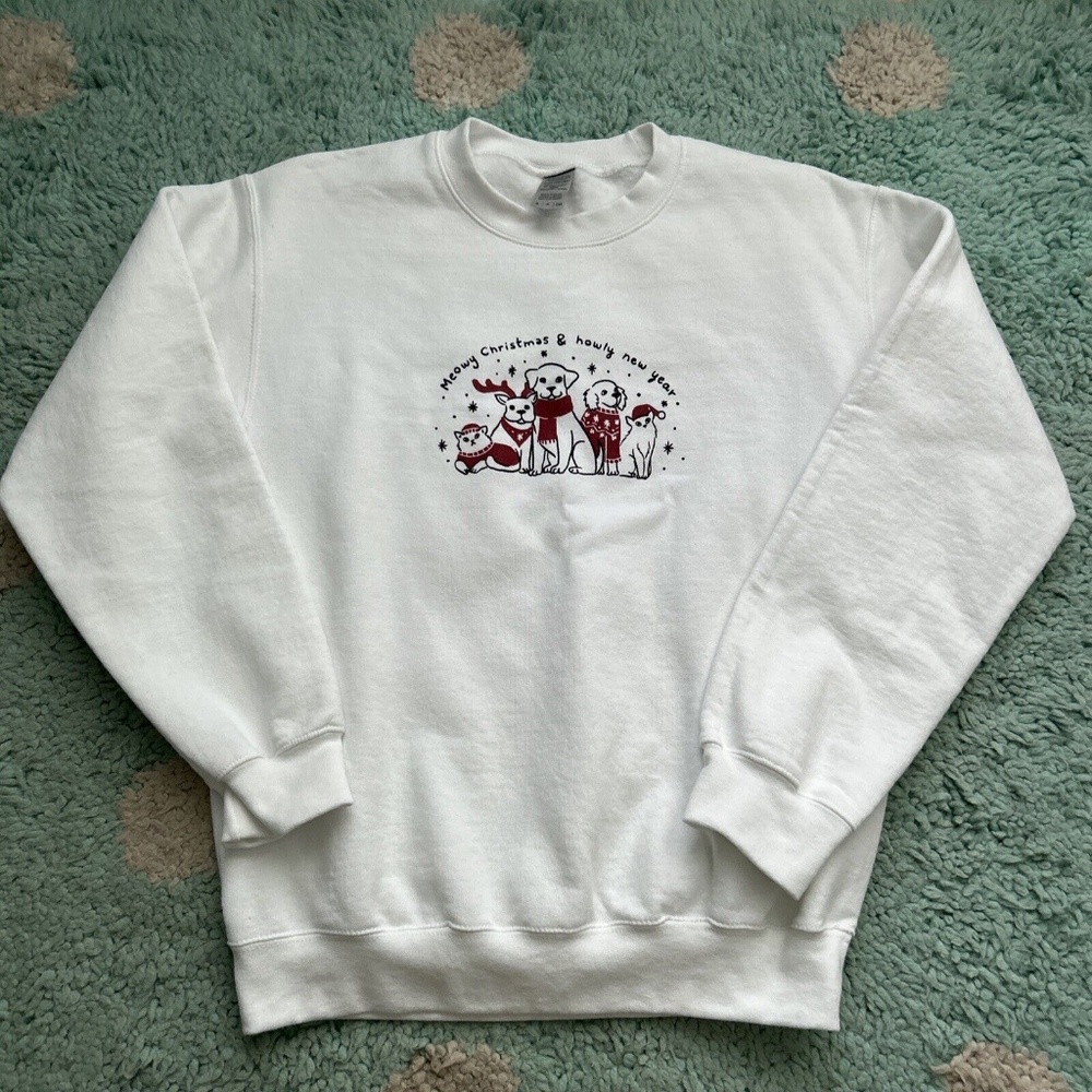 Wholesome Culture Sweatshirt Graphic White Holiday Cats Dogs Crewneck S Xmas Red